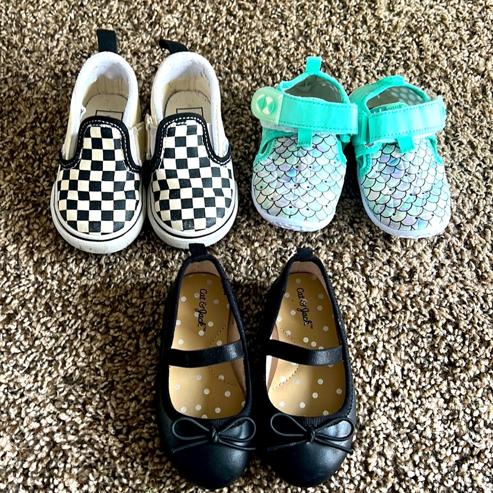 Toddler girl shoes!